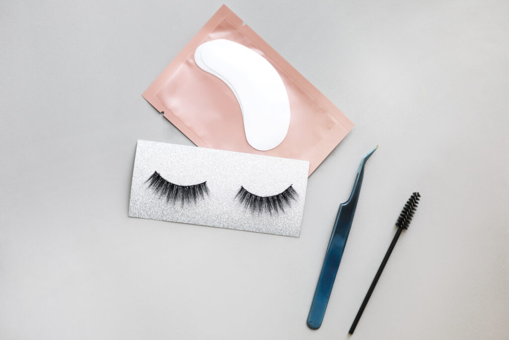 How to Clean Eyelash Extensions