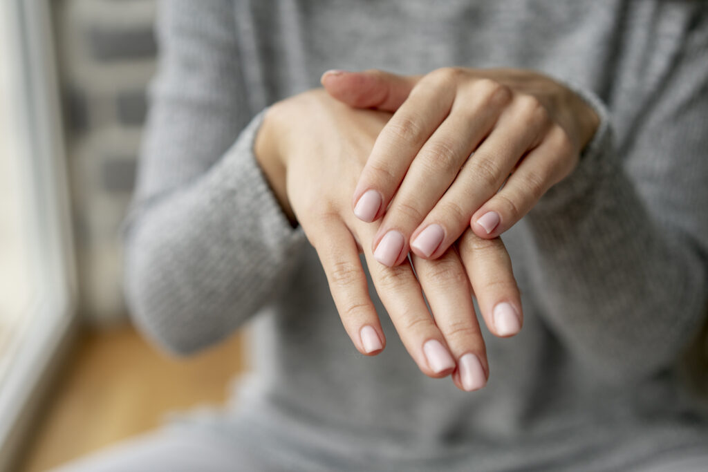 How to Cure Nail Infections at Home